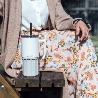 Quokka Umi – Kubek termiczny 720 ml z podwójną izolacją próżniową