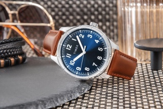 Zegarek Męski Timex Main Street TW2Y16200 – Klasyka na Skórzanym Pasku