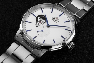 Zegarek Orient Open Heart Automatic RA-AR0102S10B | Japońska Precyzja