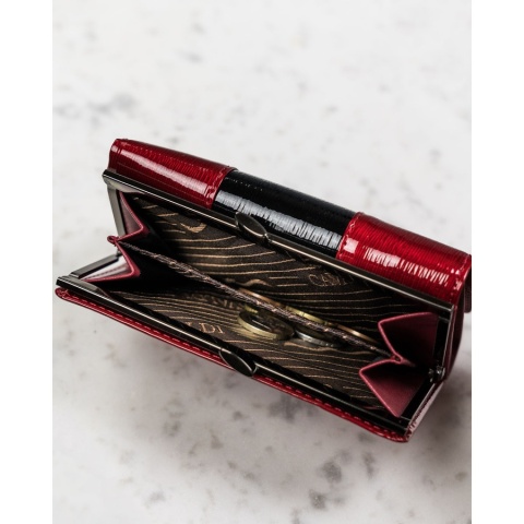 Elegancki, czerwony portfel damski ze skóry naturalnej zamykany na bigiel i zatrzask - 4U Cavaldi