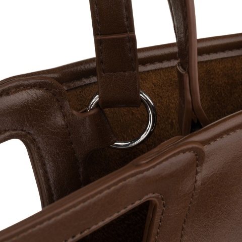 Brązowa shopperka damska wykonana ze skóry ekologicznej, jednokomorowa i zamykana suwakiem - Peterson