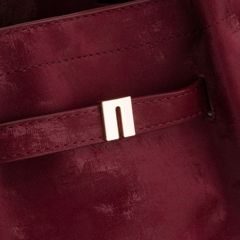 Duża shopperka damska wykonana ze skóry ekologicznej w bordowym kolorze, jednokomorowa - Peterson